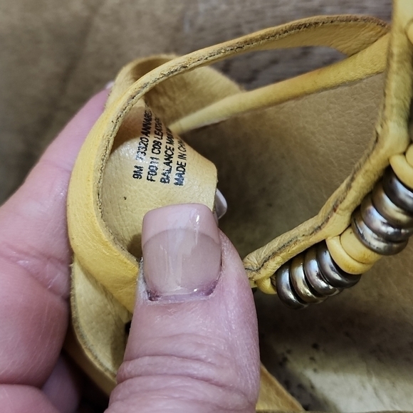 FRYE heeled sandle size 9 - Picture 9 of 9